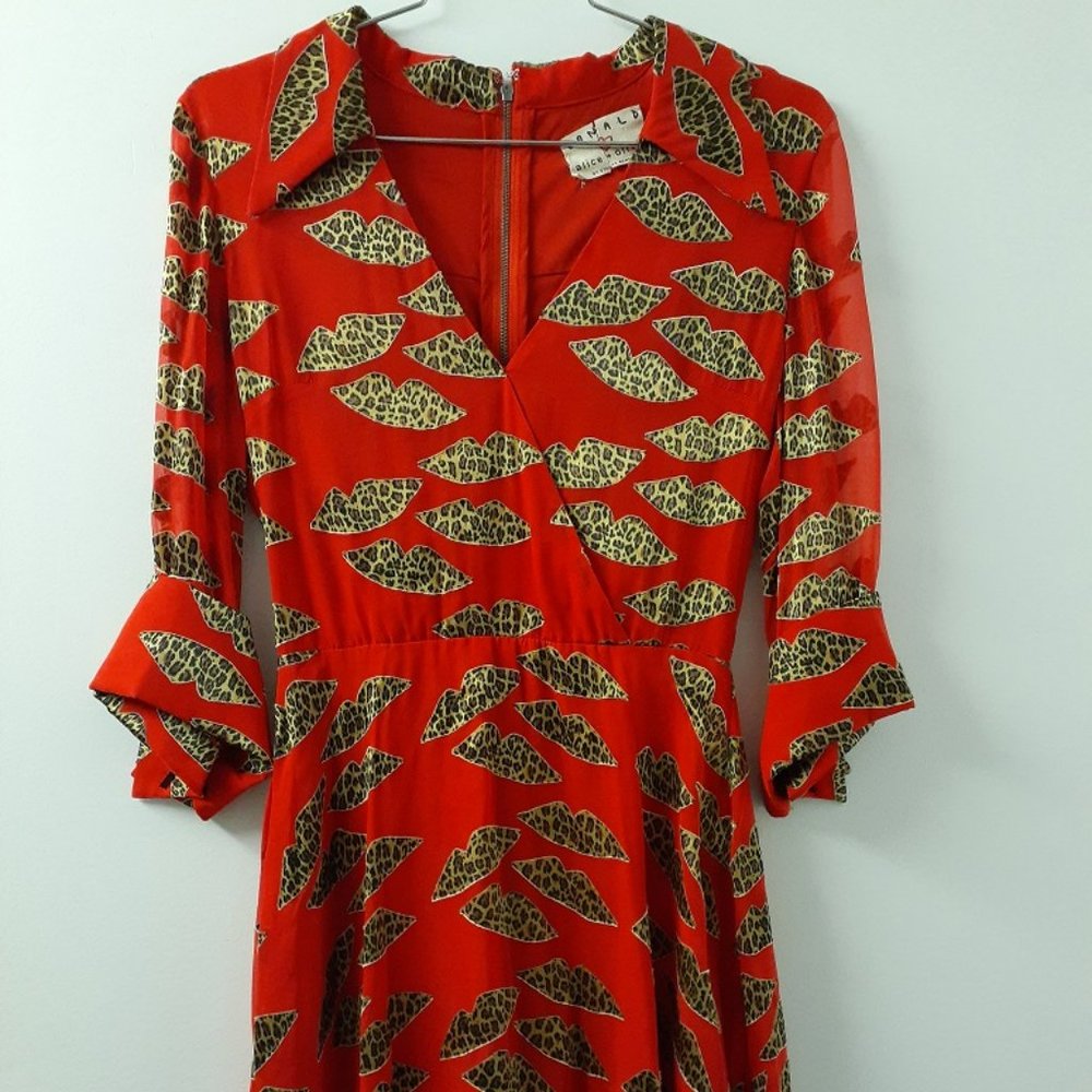 Alice + Olivia Cute Red Dress